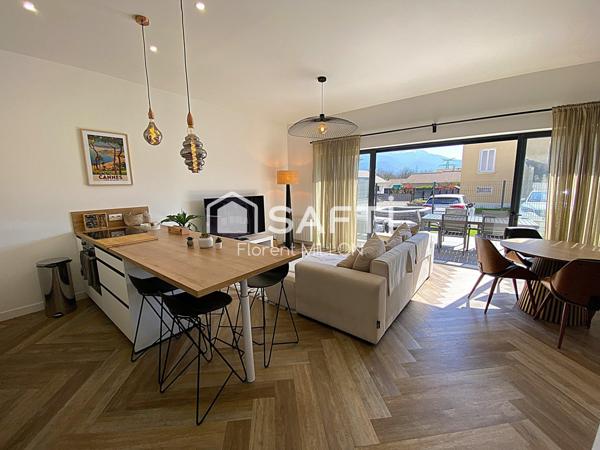RARE sur le marché, superbe rénovation, secteur recherché