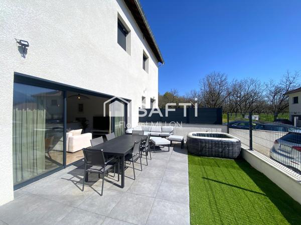 RARE sur le marché, superbe rénovation, secteur recherché