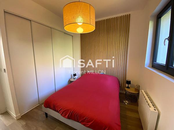 RARE sur le marché, superbe rénovation, secteur recherché