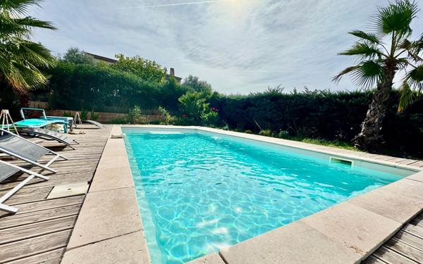 Maison à vendre    7 pièces • 180 m2 Fréjus