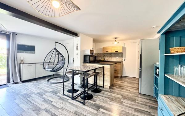 Maison à vendre    7 pièces • 180 m2 Fréjus