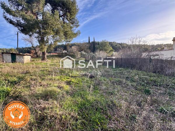 Terrain à batir de 738 m2 avec PC accepte et purgé