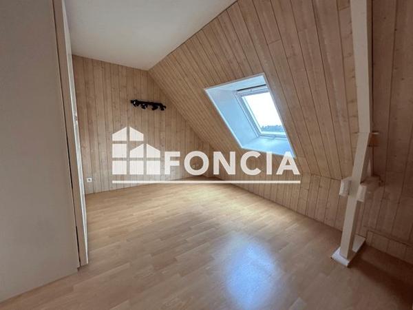 Location Maison 4 pièces 127.3 m² - 3 PLACE ETIENNE DUVAL Mondrainville 14210