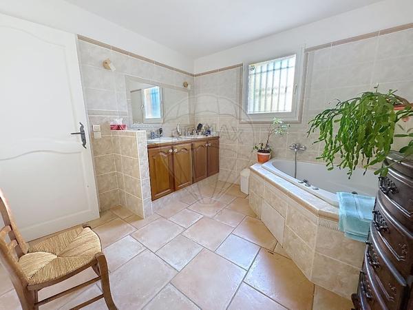 Maison 5 chambre(s) à vendre - Boisset-et-Gaujac, Gard - 30