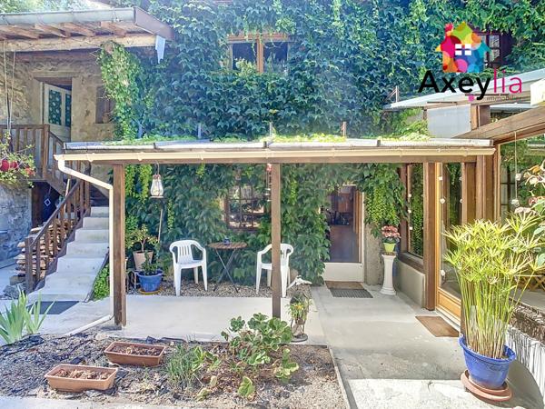 Saint-Rirand (42370) A VENDRE- SAINT-RIRAND- MAISON EN PIERRE SUR TERRAIN DE 7500 M2