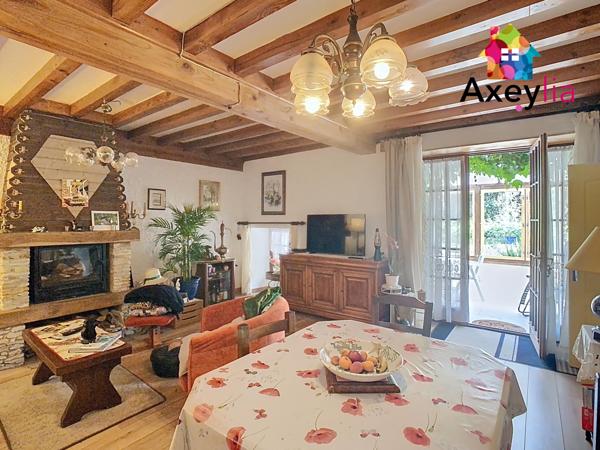 Saint-Rirand (42370) A VENDRE- SAINT-RIRAND- MAISON EN PIERRE SUR TERRAIN DE 7500 M2