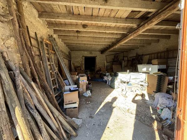 Grange à vendre |  Le Pont-Chrétien-Chabenet |