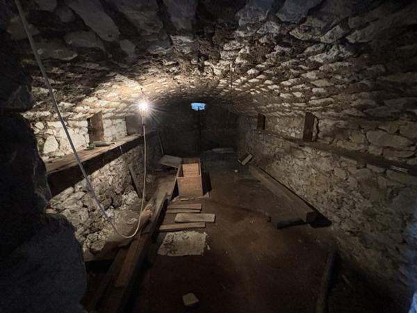 Grange à vendre |  Le Pont-Chrétien-Chabenet |