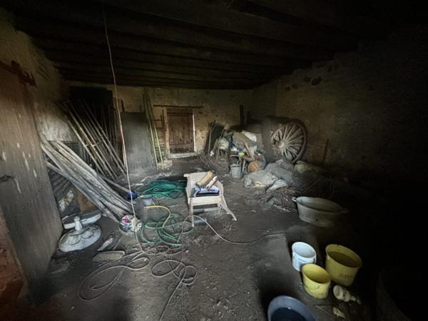 Grange à vendre |  Le Pont-Chrétien-Chabenet |