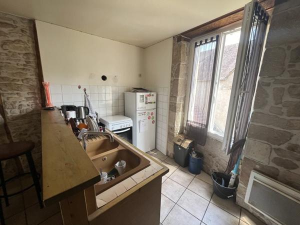 Immeuble à vendre 108 500 € Cublac 163 m² DPE F