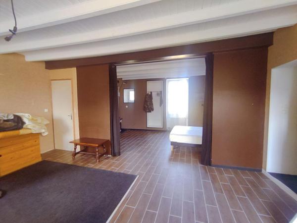 Maison de pays  5 pièce(s) 160 m2