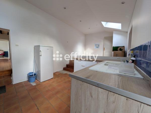 Maison
         5 pièces
        - 110 m² 122 850 € *