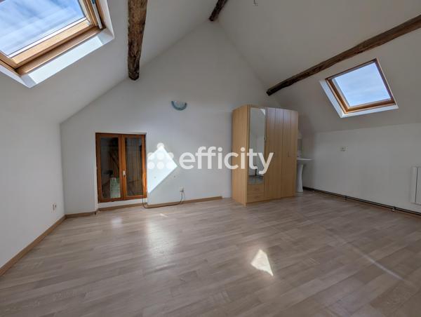 Maison
         5 pièces
        - 110 m² 122 850 € *