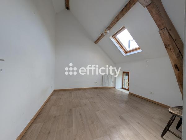 Maison
         5 pièces
        - 110 m² 122 850 € *