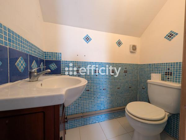 Maison
         5 pièces
        - 110 m² 122 850 € *