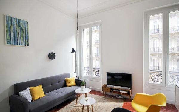 Appartement à vendre    4 pièces • 81,14 m2 Marseille 1