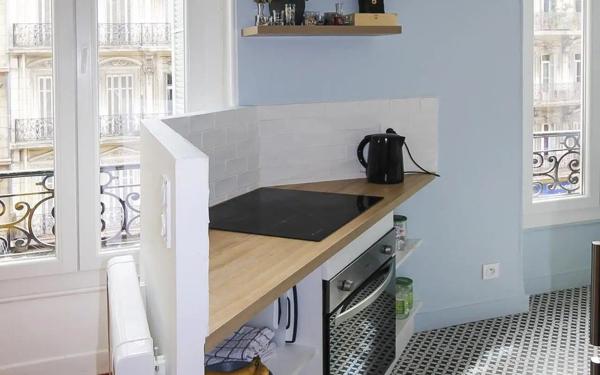 Appartement à vendre    4 pièces • 81,14 m2 Marseille 1