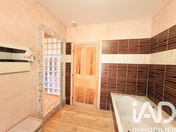 Maison à vendre 6 pièces 151 m² Saint-Chamant