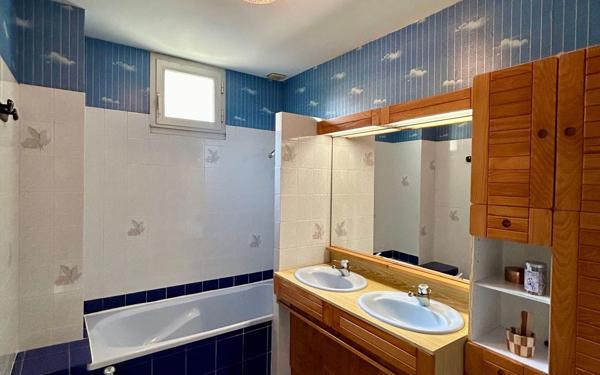 Maison à vendre    7 pièces • 300 m2 Sète