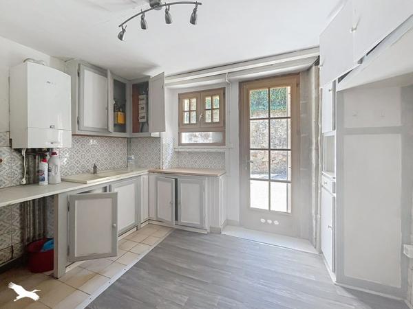 Maison à vendre 66 780 € Terrasson-Lavilledieu 4 p 71 m² DPE E