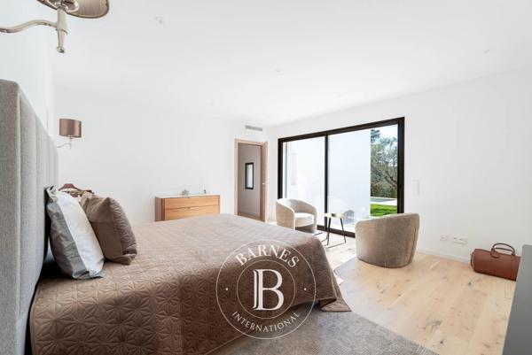 Valbonne, Villa 5 Chambres -  325 m² à vendre