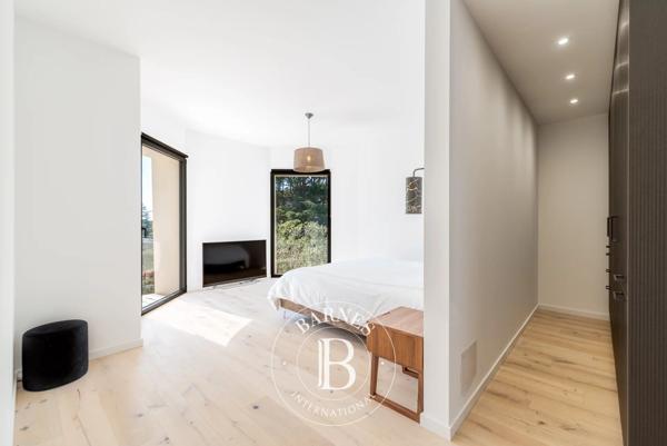 Valbonne, Villa 5 Chambres -  325 m² à vendre