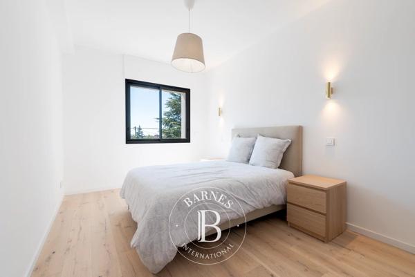 Valbonne, Villa 5 Chambres -  325 m² à vendre