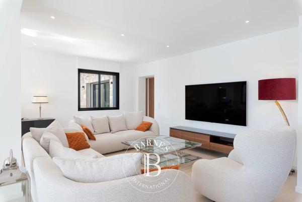 Valbonne, Villa 5 Chambres -  325 m² à vendre