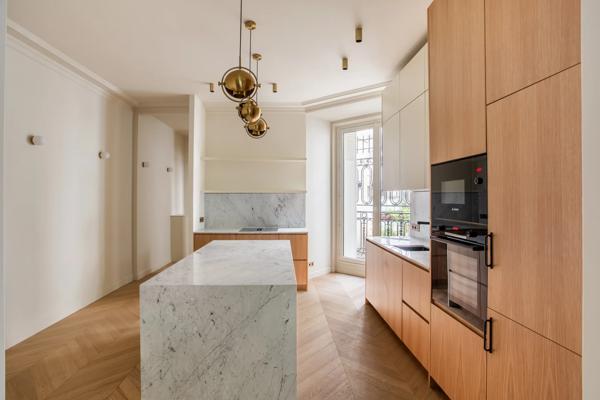 Appartement Paris 7 e - SUFFREN / CHAMP DE MARS