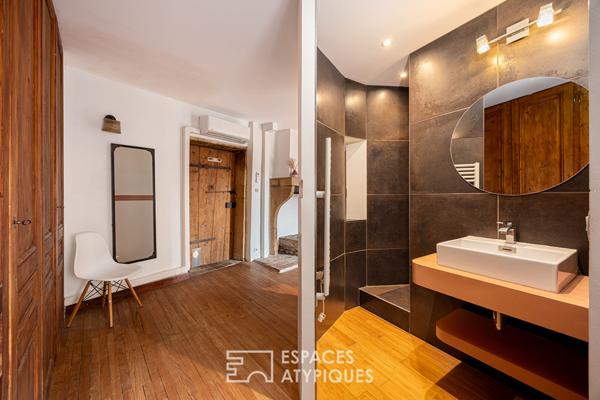 Maison de ville entièrement rénovée avec terrasse