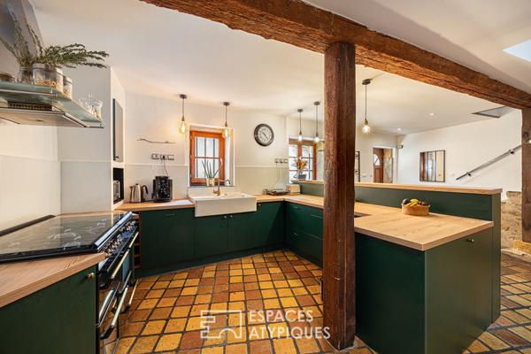 Maison de ville entièrement rénovée avec terrasse