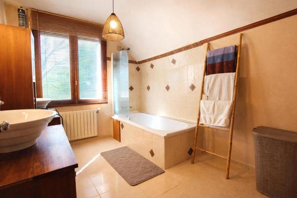 Maison familiale avec piscine - Grâces -  5-6 chambres