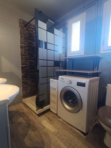 Frontignan - Appartement T4 de 73M² avec balcons, garage et cellier