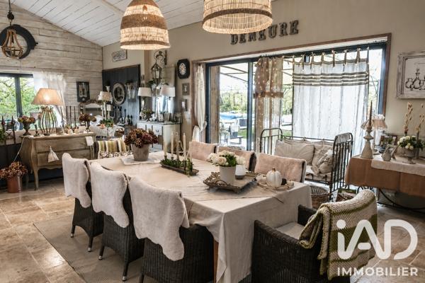 Maison à vendre 7 pièces 350 m² Sainte-Foy-la-Longue