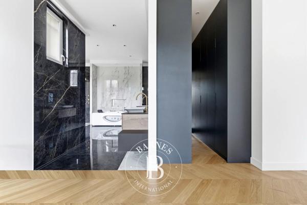 Nogent-sur-Marne, Maison 6 Chambres -  340 m² à vendre