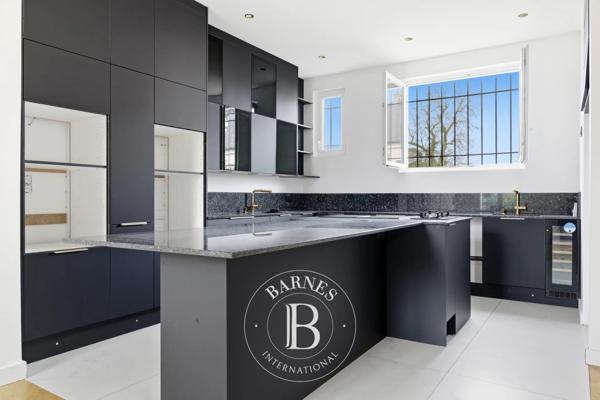 Nogent-sur-Marne, Maison 6 Chambres -  340 m² à vendre