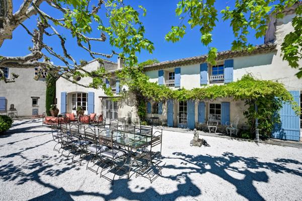 Mallemort, Propriété 11 Chambres -  428 m² à vendre