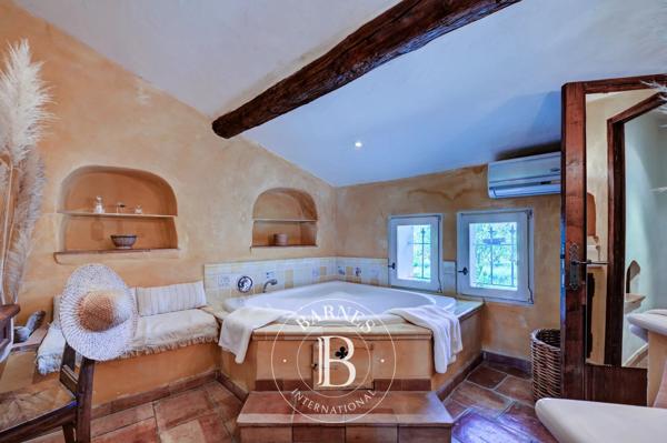 Mallemort, Propriété 11 Chambres -  428 m² à vendre
