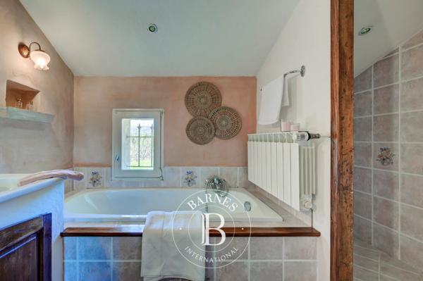 Mallemort, Propriété 11 Chambres -  428 m² à vendre