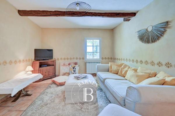Mallemort, Propriété 11 Chambres -  428 m² à vendre