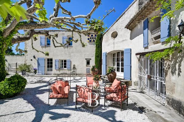 Mallemort, Propriété 11 Chambres -  428 m² à vendre