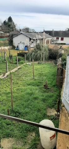 Dpt Sarthe (72), à vendre LUCHE PRINGE maison P3 de 64 m² - Terrain de 195,00 m²