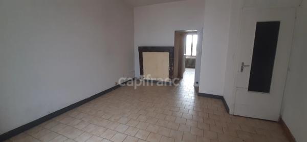 Dpt Sarthe (72), à vendre LUCHE PRINGE maison P3 de 64 m² - Terrain de 195,00 m²