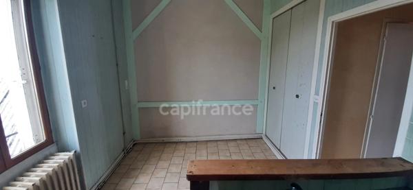 Dpt Sarthe (72), à vendre LUCHE PRINGE maison P3 de 64 m² - Terrain de 195,00 m²