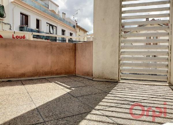 Appartement à louer    4 pièces •  Perpignan