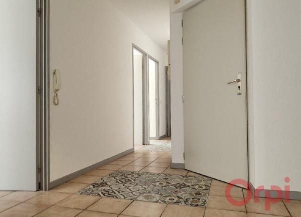 Appartement à louer    4 pièces •  Perpignan