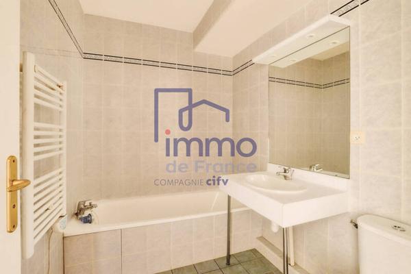 Appartement 1 pièce                                        - 69120 Vaulx-en-Velin Réf : 21749