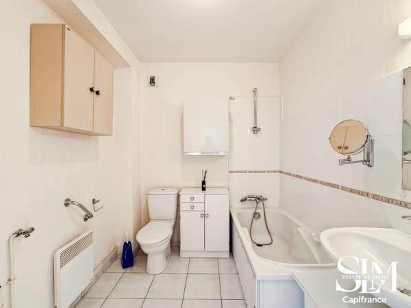 PONTIVY – T3 avec double balcon, parking et ascenseur – Résidence récente sécurisée