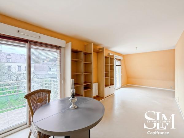 PONTIVY – T3 avec double balcon, parking et ascenseur – Résidence récente sécurisée