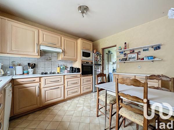 Maison à vendre 7 pièces 139 m² Rambouillet
